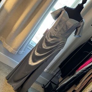 JJs House dusty blue Off-Shoulder Maxi Dress